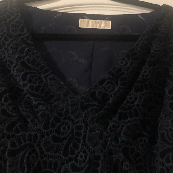 Navy velvet blouse - Picture 2 of 4